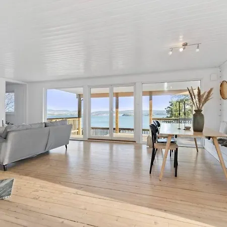 Cherfull 2 Bedrooms Leilighet